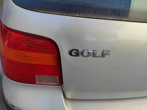 Foto 2ª: Portón Volkswagen Golf AKQ BERLINA (1998)