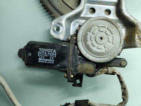 Foto 3ª: Elevalunas Eléctrico Delantero Derecho Toyota Land Cruiser TD VX 3-PTAS.) KZJ90) 125CV 92KW [1KZTE] (1997)