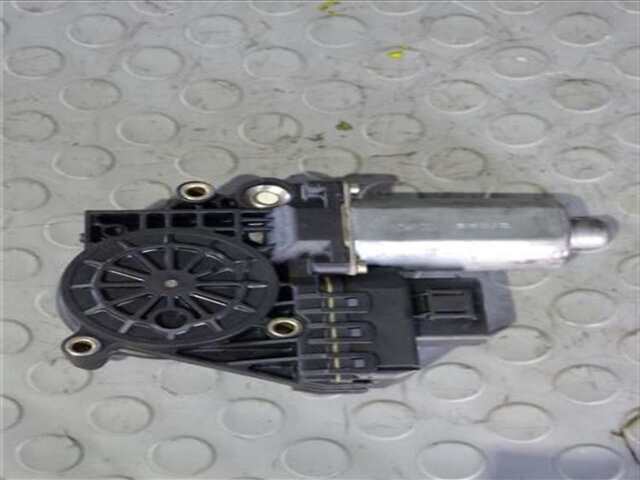 Foto 2ª: Elevalunas Eléctrico Delantero Izquierdo Audi Allroad 2.5 TDI (132KW) [2.5 LTR. - 132 KW V6 24V TDI] [AKE]