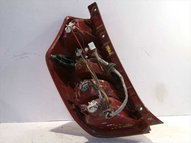 Foto 3ª: Piloto Trasero Derecho Hyundai i10 1.2 G 2011-2013 [G4LA] (2011)