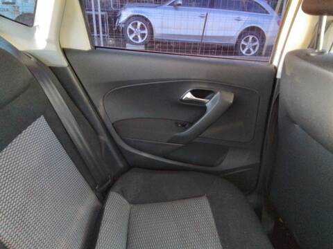 Foto 4ª: Tapizados Cartoneras Volkswagen Polo 1.6 TDI 90CV 66KW [CAY] (2012)