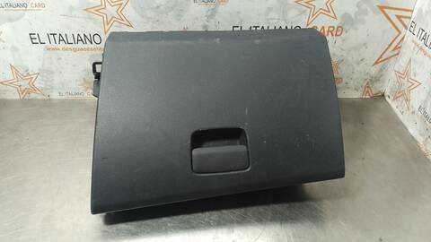 Guantera Mercedes Clase A 140 A 200 CDI 176.008) 136CV 100KW