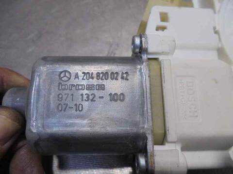 Foto 2ª: Elevalunas Eléctrico Delantero Izquierdo Mercedes Clase C 160 C 180 CGI BLUEEFFICIENCY 204.049) BERLINA 156CV 115KW [271952] (2008)