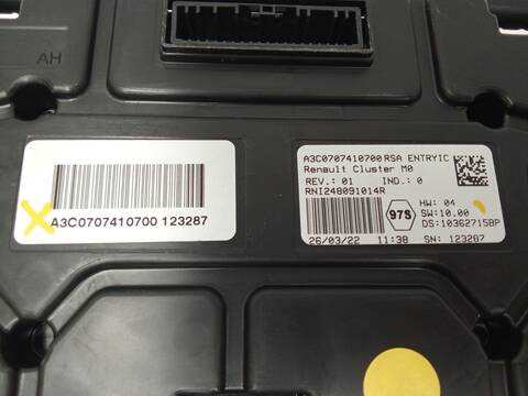 Foto 4ª: Cuadro de Instrumentos Dacia Duster 1.3 TCE 130 HMMF) 131CV 96KW [H5H 470,H5H 480] (2022)