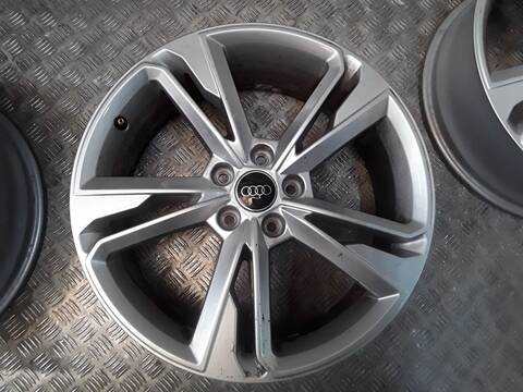 Foto 3ª: Juego LLantas Audi Q3 45 TFSI E 245CV 180KW [DGEA] (2024)