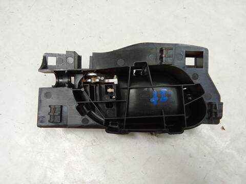 Foto 3ª: Maneta Interior Trasera Izquierda Peugeot 508 2.0 HDI 140CV 103KW [RHF (DW10BTED4),RHA (DW10CTED4)] (2024)