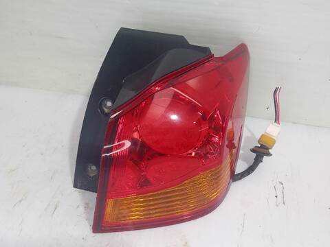 Foto 3ª: Piloto Trasero Derecho Mitsubishi ASX MOTION 4WD 116CV [4N13] (2010)