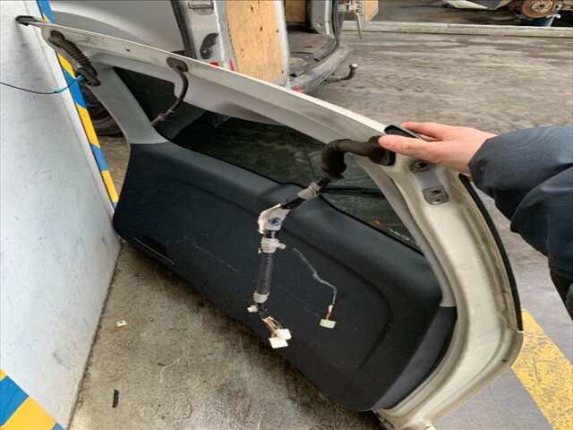 Foto 2ª: Portón Honda Crv 2.2 CTDI 140CV RE2/4/5/6/7 DESDE MODELO 2007) [N22A2] (2009)