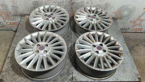 Juego LLantas Fiat Linea DYNAMIC 77CV 57KW