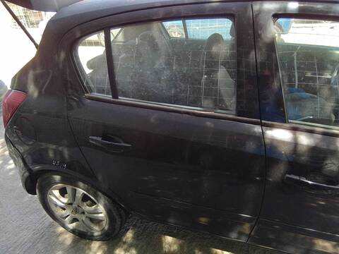 Foto 4ª: Puerta Trasera Derecha Opel Corsa 1.2 16V CAT Z 12 XEP - LB4) 80CV 59KW [Z12XEP] (2007)