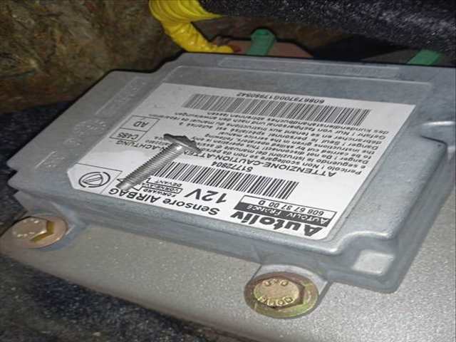 Centralita Airbag Fiat Doblo 1.9 D 105CV 77KW 119) 223B1000