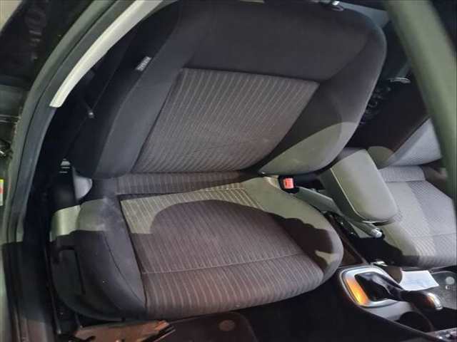 Asiento Delantero Derecho Volkswagen Polo ADVANCE 90CV 66KW