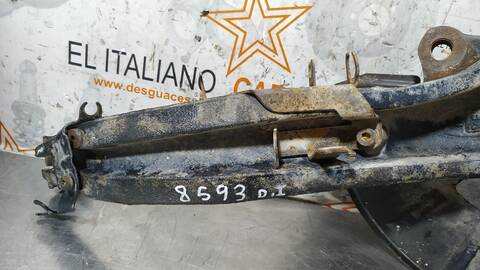 Foto 2ª: Mangueta Delantera Izquierda Volkswagen Touareg TDI V10 313CV 230KW [BLE] (2008)