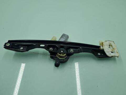 Foto 3ª: Elevalunas Manual Trasero Derecho Bmw Serie 3 315 316D 116CV 85KW [N47D20C] (2013)