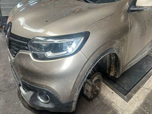 Foto 2ª: Paragolpes Delantero Renault Kadjar 1.6 CRDI [R9ME4] (2015)