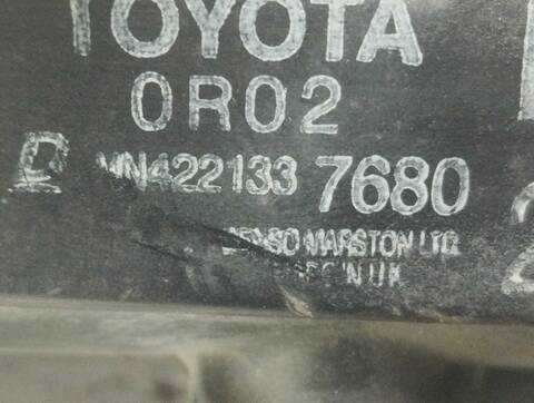 Foto 4ª: Radiador Motor Toyota Avensis 2.2 D-4D CLEAN POWER EXECUTIVE BERLINA 5-PTAS.) 177CV 130KW [D 2AD] (2006)