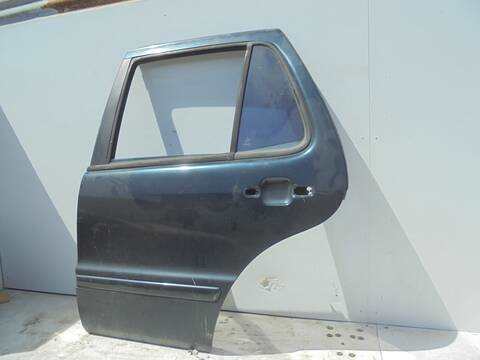 Foto 2ª: Puerta Trasera Izquierda Mercedes Clase ML 270 CDI 163.113) W163) [612.963] (2000)