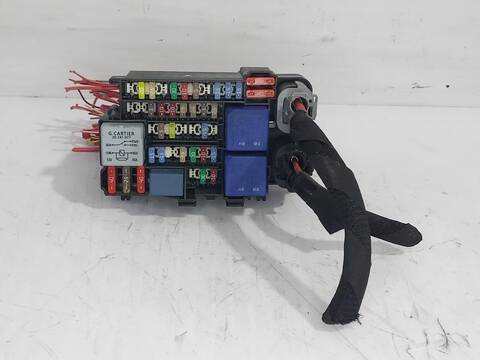 Caja Reles Fusibles Renault Scenic BOSE EDITION 110CV