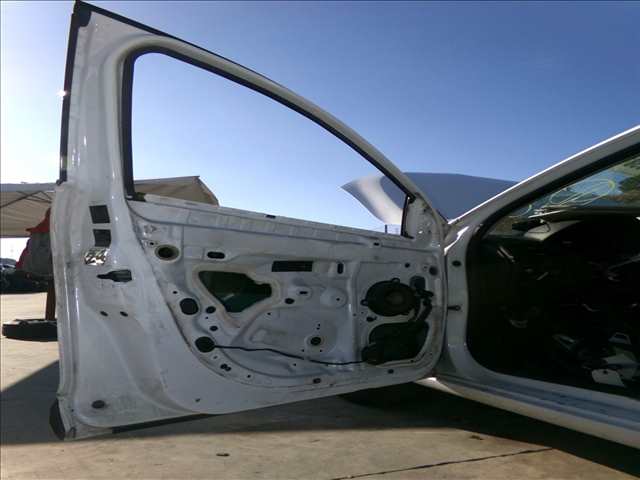 Foto 2ª: Puerta Delantera Izquierda Renault Megane 1.5 DCI 2008-2013 [K9KJ8] (2011)
