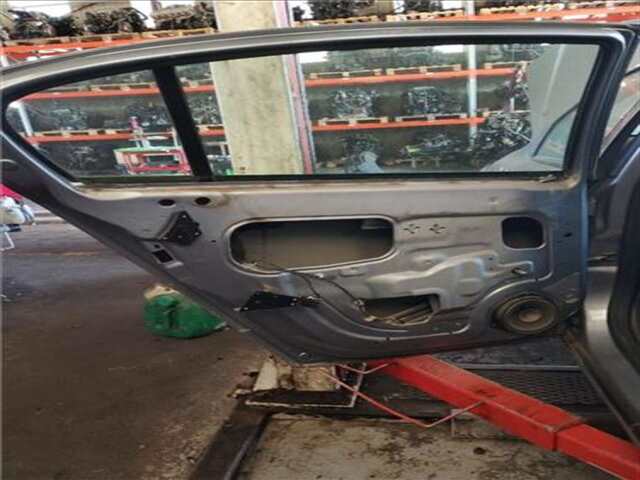 Foto 2ª: Puerta Trasera Izquierda Opel Astra 1.7 CDTI [Z 17 DTH]