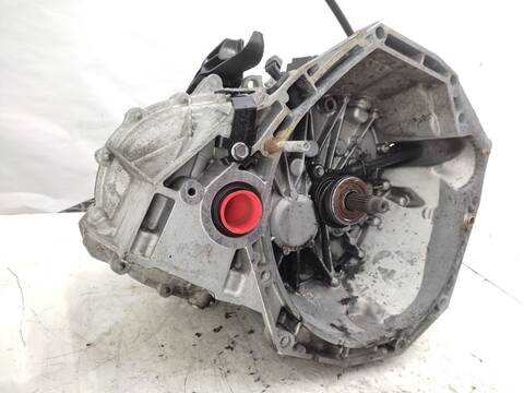 Foto 2ª: Caja Cambios Renault Megane 1.6 16V BZ1B BZ1H) HATCHBACK 110CV 81KW III HATCHBACK BZ0/1_ B3_) [K4M858] (2008)