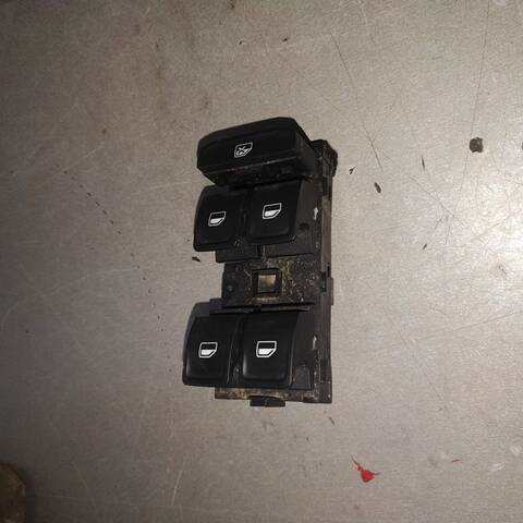 Foto 4ª: Botonera Elevalunas Seat Leon ERENCE 105CV 77KW [CLH] (2015)