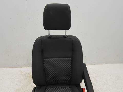 Foto 3ª: Asiento Delantero Derecho Ford Transit 350 L3 HD) CABINA SIMPLE TREND
