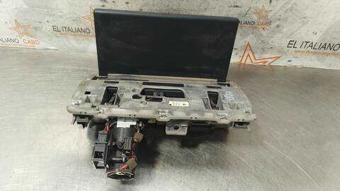 Foto 2ª: Pantalla Multifuncion Audi A3 AMBIENTE 110CV 81KW [CRK] (2014)