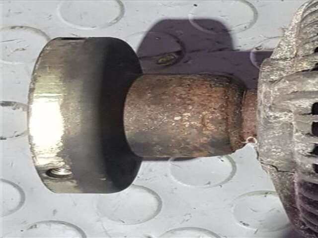 Foto 3ª: Alternador Ford Focus 1.8 AMBIENTE [1.8 LTR. - 55 KW TDDI TURBODIESEL CAT]