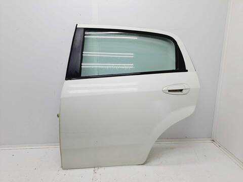 Puerta Trasera Izquierda Fiat Punto DYNAMIC 75CV 55KW