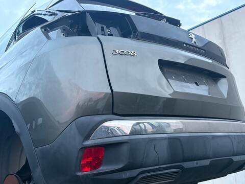 Foto 3ª: Paragolpes Trasero Peugeot 3008 BHZ (2018)
