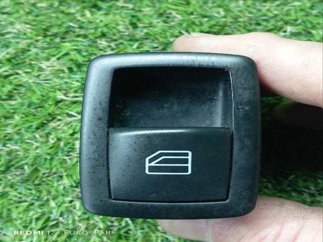 Botonera Elevalunas Mercedes Clase ML 320 3.0 CDI 5P