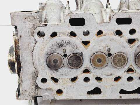 Foto 4ª: Culata Peugeot 207 CONFORT 68CV 50KW [8HZ] (2006)