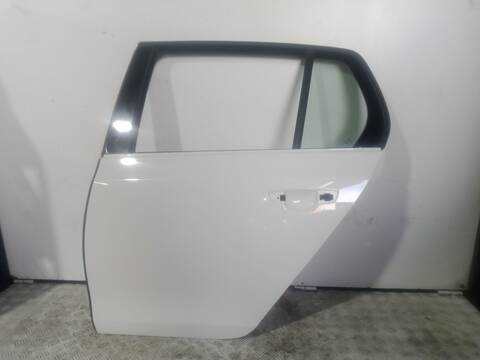 Puerta Trasera Izquierda Volkswagen Golf 1.6 TDI 105CV 77KW