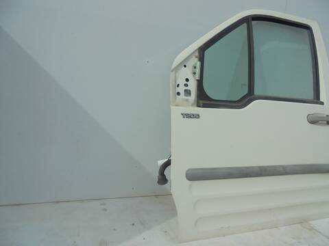 Foto 3ª: Puerta Delantera Izquierda Ford Tourneo KOMBI CORTA 75CV 55KW [BHPA] (2005)