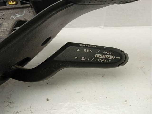 Foto 2ª: Volante Subaru Legacy 2.5 CAT 165CV 121KW (2004)