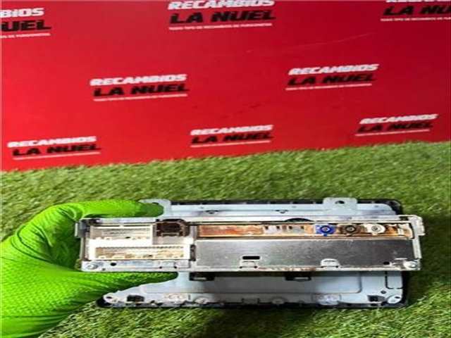 Foto 3ª: Sistema Audio Radio CD Renault Express ADVANCE BLUE DCI DIESEL FAP 75CV 55KW [K9K U8] (2021)