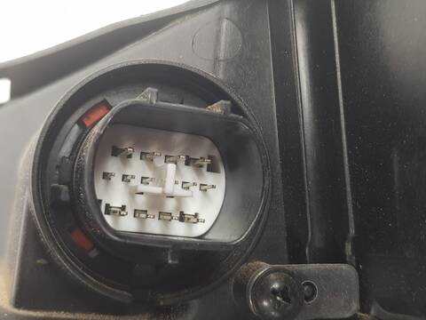 Foto 3ª: Faro Derecho Hyundai i30 1.6 CRDI 136CV [G4LK] (2017)