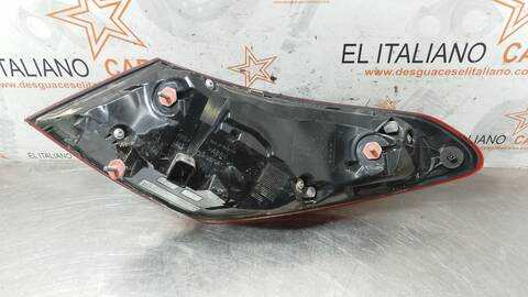 Foto 3ª: Piloto Trasero Izquierdo Mercedes Clase C 160 C 200 206.042) BERLINA 224CV 165KW [M 254.915] (2021)