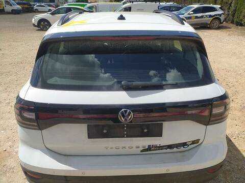 Portón Volkswagen T-Cross 1.0 TSI 110CV 81KW