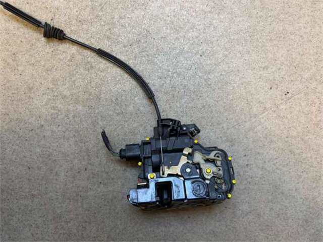 Foto 3ª: Cerradura Puerta Trasera Derecha Volkswagen Golf 1.9 TDI [AJM]