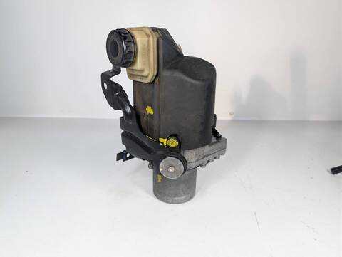 Bomba de Direccion Renault Laguna AUTHENTIQUE 131CV 96KW