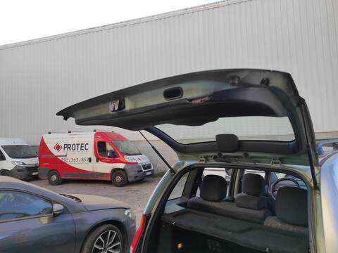 Portón Hyundai Matrix D3EA