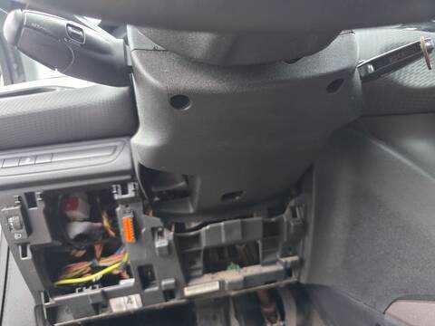 Columna Dirección Peugeot 2008 HMZ