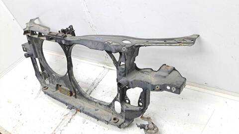 Foto 3ª: Panel Frontal Volkswagen Passat ADVANCE BERLINA 101CV 74KW [AVB] (2002)