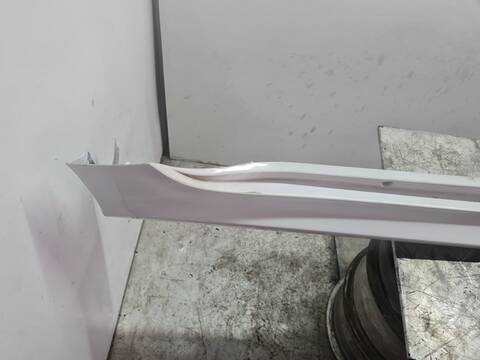 Foto 4ª: Faldón Lateral Toyota Yaris MXPH11L-BHXSBW 115CV [M15AFXE] (2021)