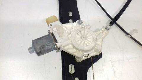 Foto 2ª: Elevalunas Eléctrico Delantero Derecho Bmw Serie 3 315 330XD BERLINA 231CV 170KW [M57306D3] (2006)