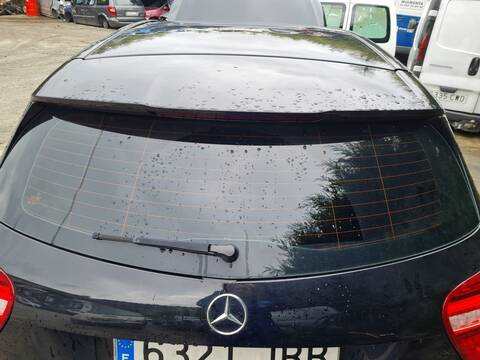 Foto 4ª: Portón Mercedes Clase A 140 A 200 CDI BLUEEFFICIENCY 176.001) 136CV 100KW [651901] (2012)