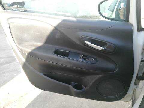 Tapizados Cartoneras Fiat Punto 1.4 G III EVO 77CV 57KW 199) 350A1000