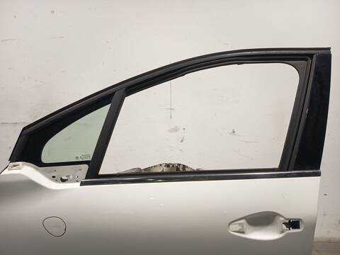 Foto 3ª: Puerta Delantera Izquierda Peugeot 2008 1.2 THP 110 - PURETECH 110 110CV 81KW [HNZ (EB2DT)] (2015)